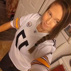 Meet your Posher, Angela